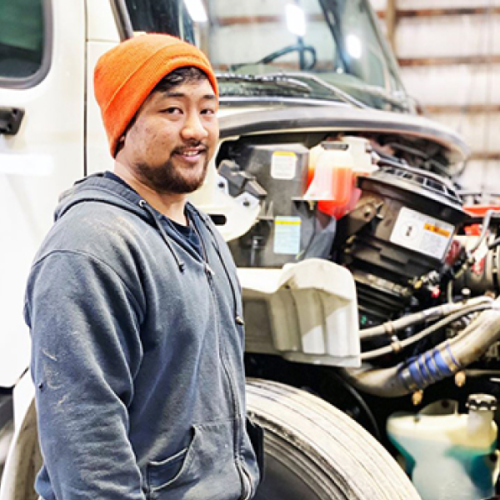 Elery Dragon, Hodges Westside Truck Center Technician