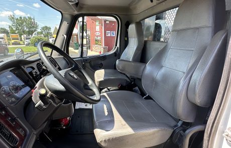 2018 Freightliner M2