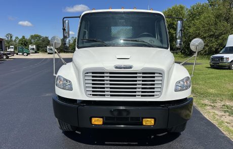 2018 Freightliner M2