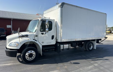 2018 Freightliner M2