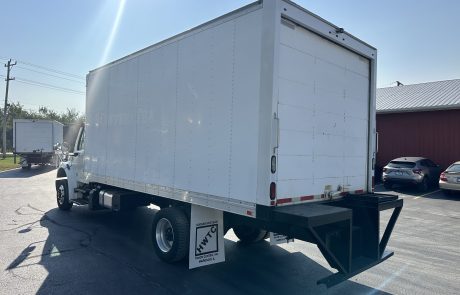 2018 Freightliner M2