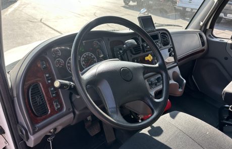 2018 Freightliner M2