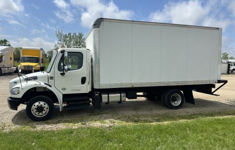 2018 Freightliner M2