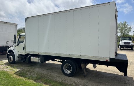 2018 Freightliner M2