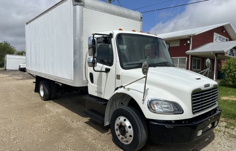 2018 Freightliner M2