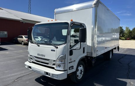 2023 Isuzu NRR