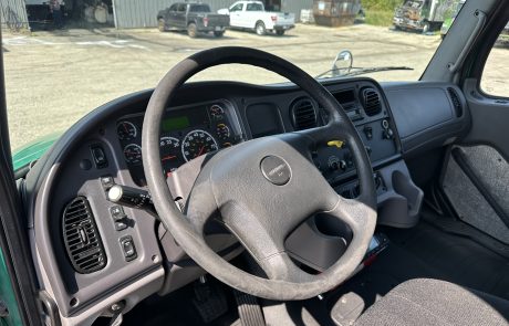 2017 Freightliner M2