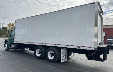 2017 Freightliner M2