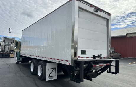 2017 Freightliner M2