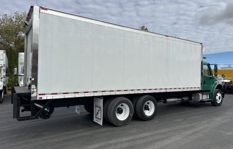 2017 Freightliner M2