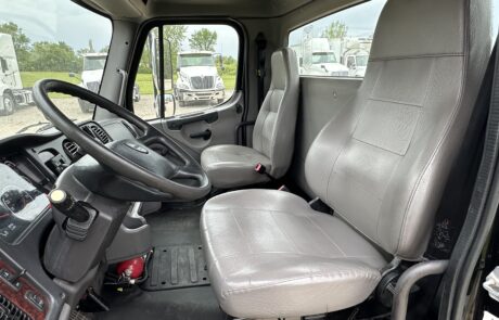 2015 Freightliner M2
