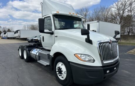 2020 International LT625