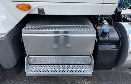 2020 International LT625
