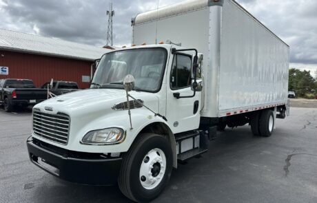 2018 Freightliner M2