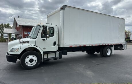 2018 Freightliner M2