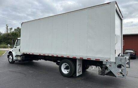 2018 Freightliner M2