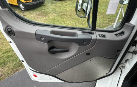 2018 Freightliner M2