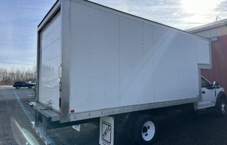 17ft Multivans Moving Body