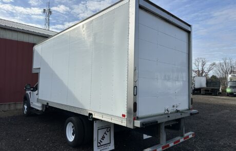 17ft Multivans Moving Body