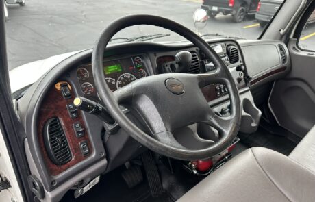 IMG_5729 2020 Freightliner M2