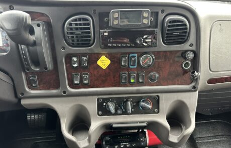 IMG_5731 2020 Freightliner M2