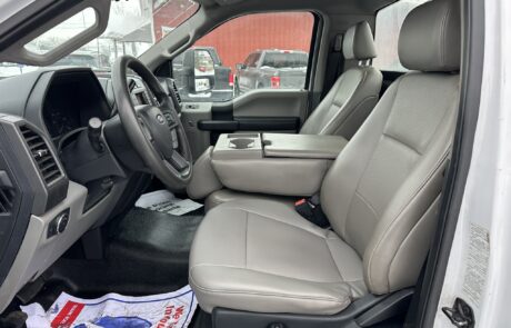 IMG_5786 2020 Ford F550