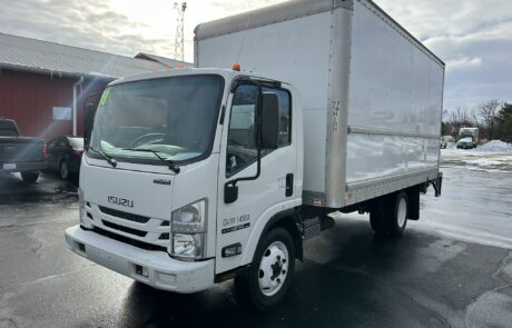 IMG_5872 2018 Isuzu NPR