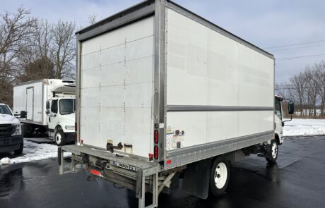 IMG_5878 2018 Isuzu NPR