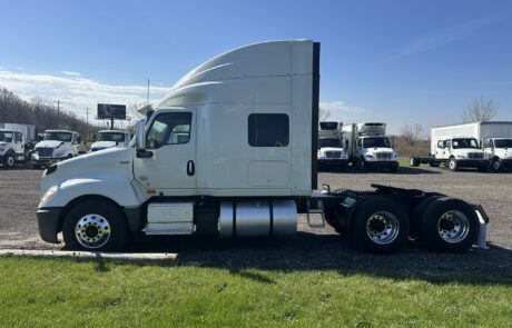 2020 International LT625