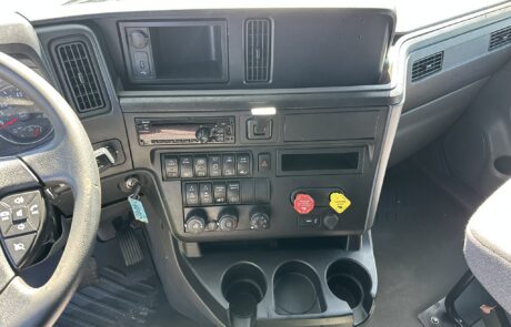 2020 International LT625