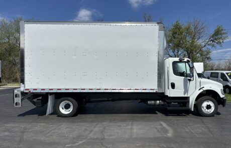 2022 Freightliner M2