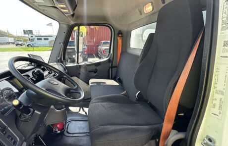 2022 Freightliner M2