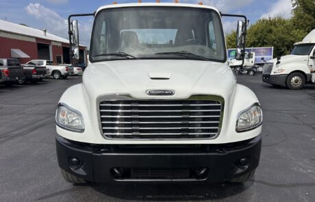 IMG_9708 2019 Freightliner M2