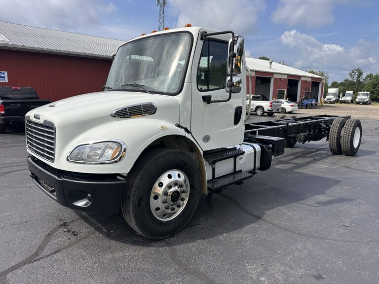 2019 Freightliner M2